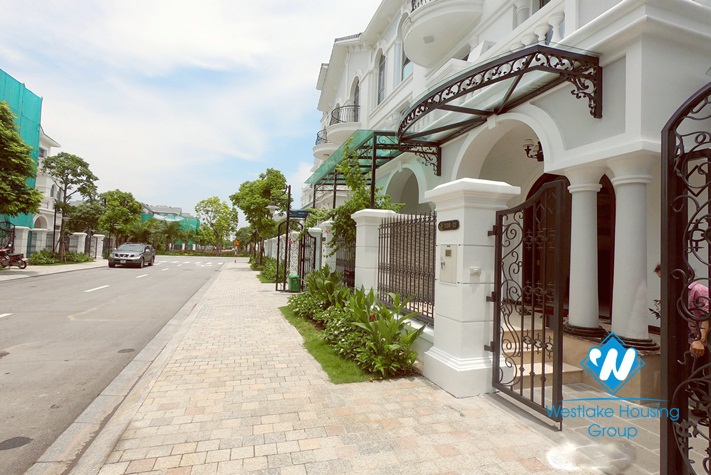 House villa for rent in Vinhome Hamony, Long Bien, Ha Noi